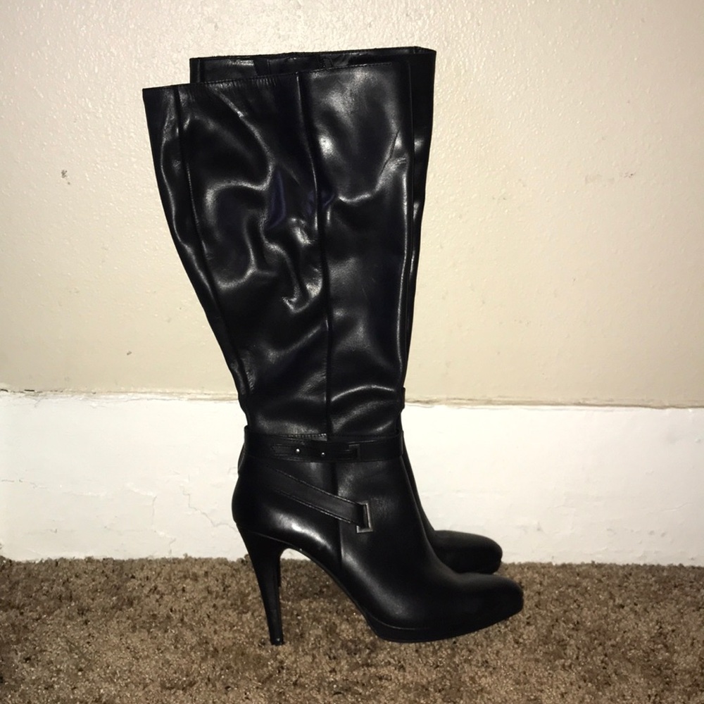Women’s Levity Knee High Heels (Black) size 10